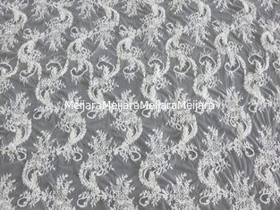 Chiny Elegancka sznurkowa wiskoza Chantilly Lace / haftowana koronkowa tkanina dostawca