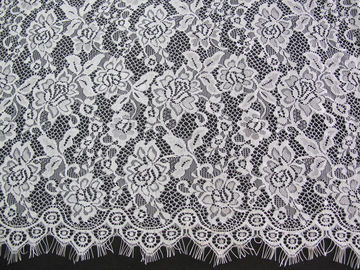 W 100 cm Koronkowe wykończenie rzęs z nylonowym materiałem Custom Made Beaded dostawca